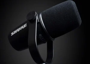 Podcast-Setup-With-a-Professional-USB-Microphone